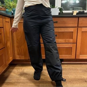 REI Co-op Goretex Waterproof Pants Women’s Sz 34 Black
